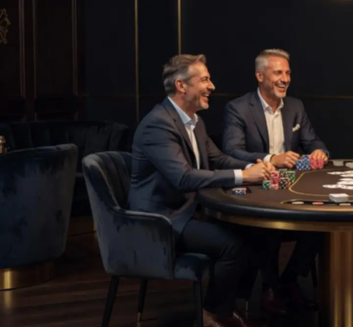 Exkluzív privát pókerest baráti társaságnak